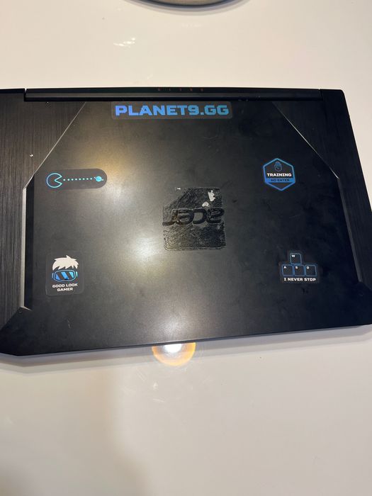 Portátil gamer acer na garantia