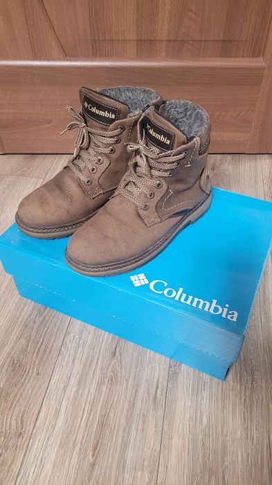 З натуральної шкіри зимові черевики Columbia 36 розмиір.