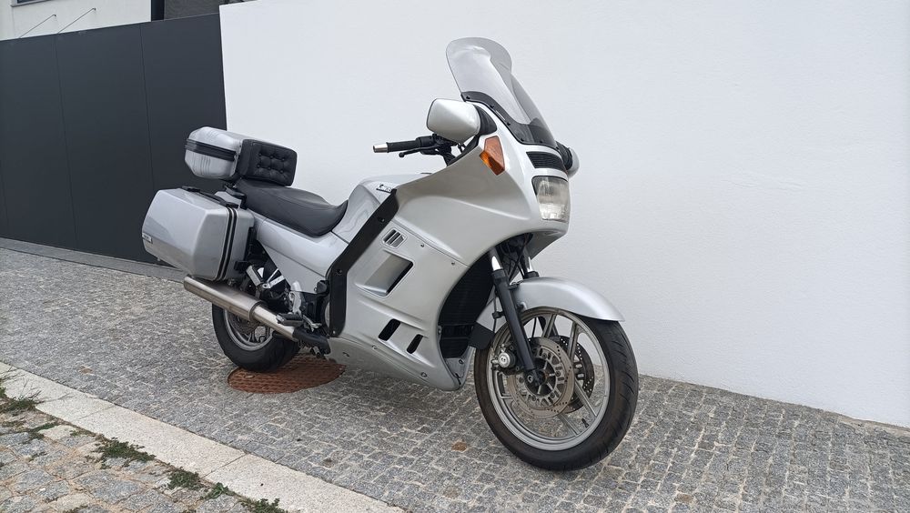 Kawasaki GTR 1000