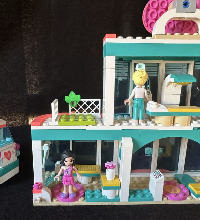 Lego Friends Городская больница