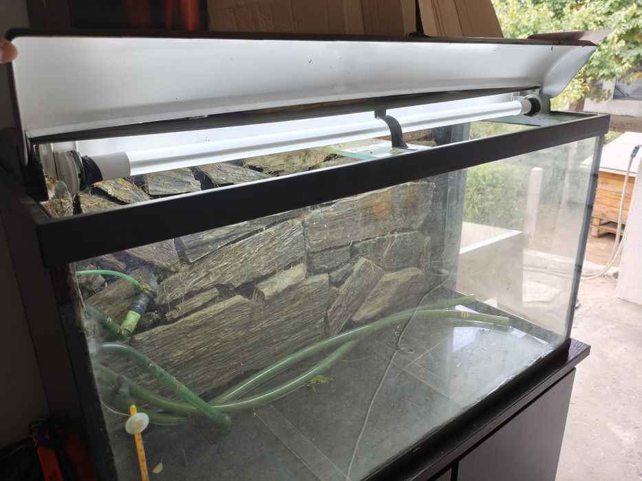 Aquario 220L c/filtro