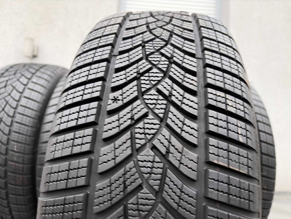 GOODYEAR 225/55R17 97V2023年製　2本セット。 23年製 225/55R17 97Y MO グッドイヤー EfficientGrip Performance