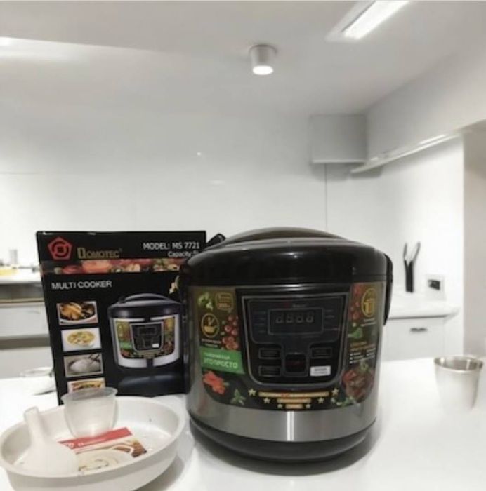 Мультиварка Domotec ms 7726 ( 12 программ, 5 л.) 900W