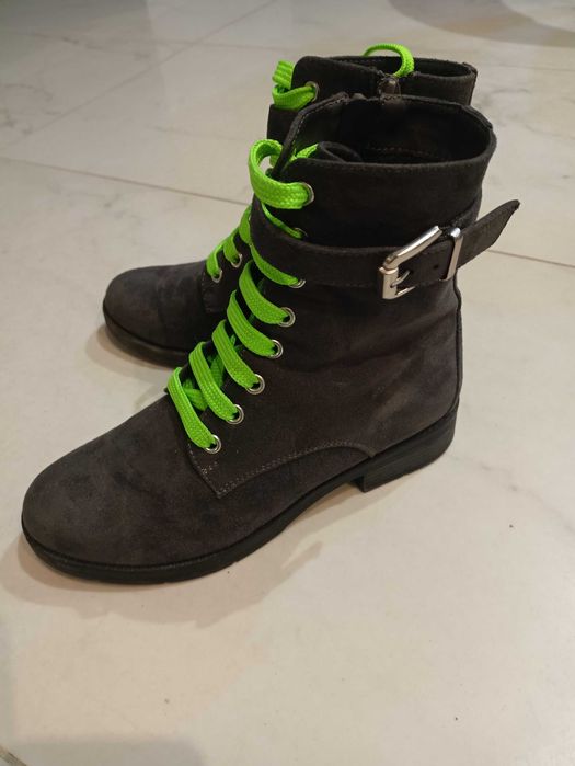 Sprzedam buty dziewczęce