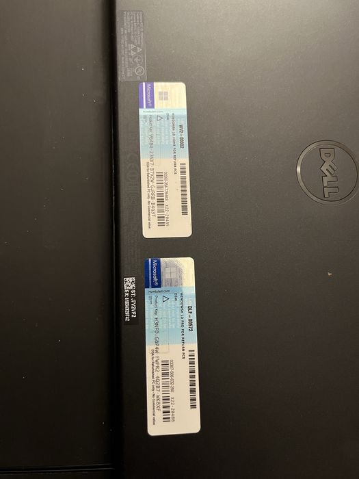 Dell 7275 2w1 / m5 / 256 SSD / 8GB ram
