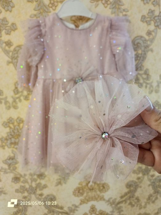 Плаття і костюмчик для дівчинки .