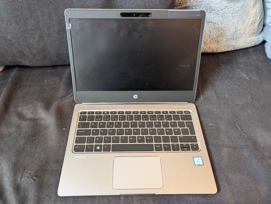 HP Folio G1 m5-6Y57 8GB uszkodzony