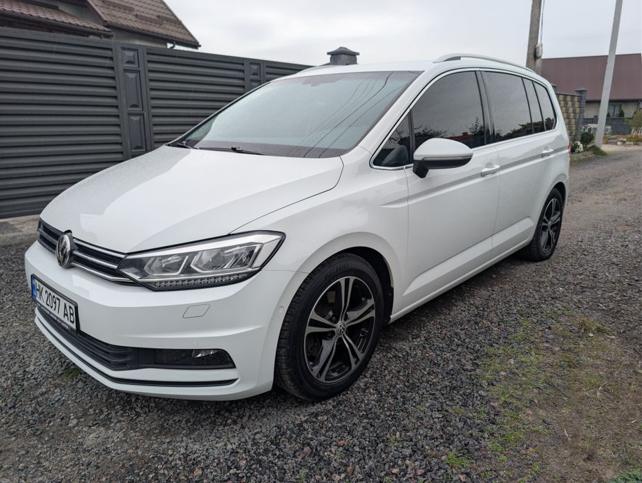 Volkswagen touran 2.0 Автомат