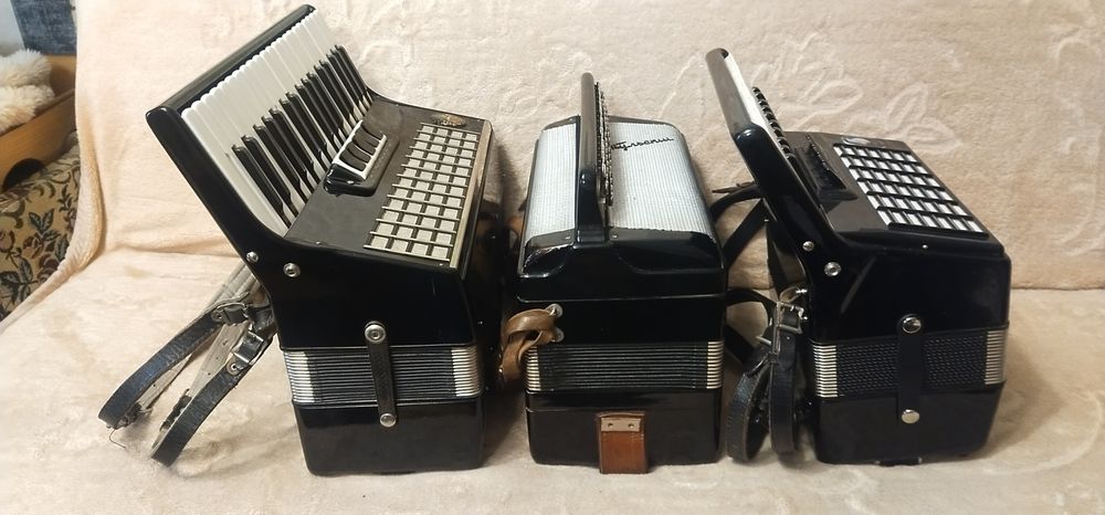 3/4 Тульський баян, красивий робочий.