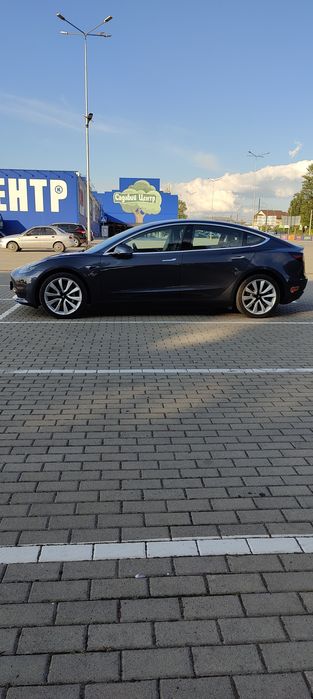 Tesla model 3 2019р.