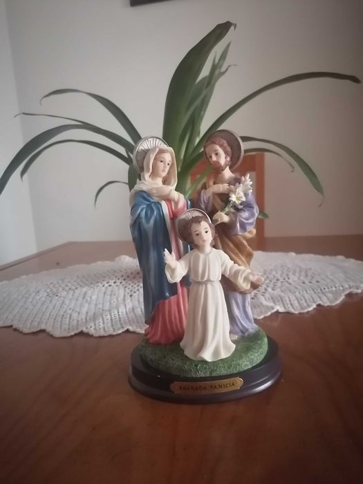 Estatueta Sagrada Família