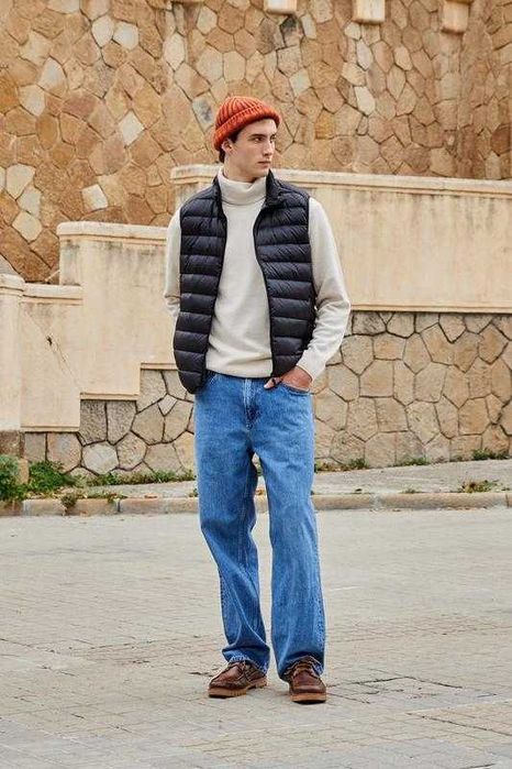 Ультралегкий пуховий жилет uniqlo