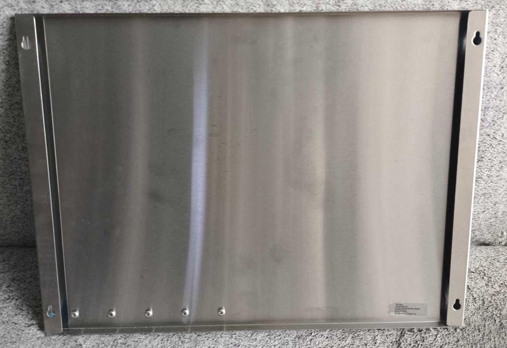 Magnetyczna tablica ze stali nierdzewnej z akcesoriami 48 x 35 cm