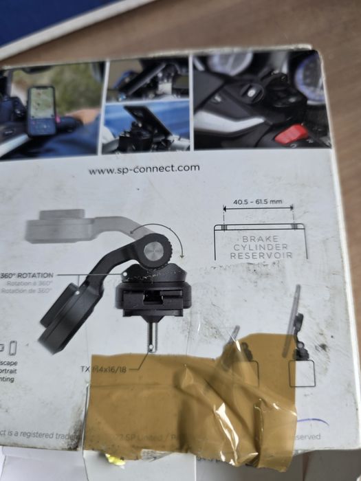 Sp connect uchwyt na telefon na zbiorniczek hamulcowy iphone 14 pro ma