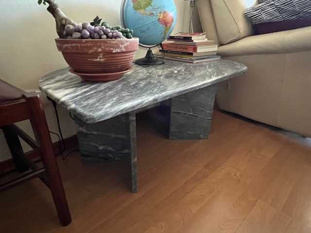 Mesa centro sala em Mármore