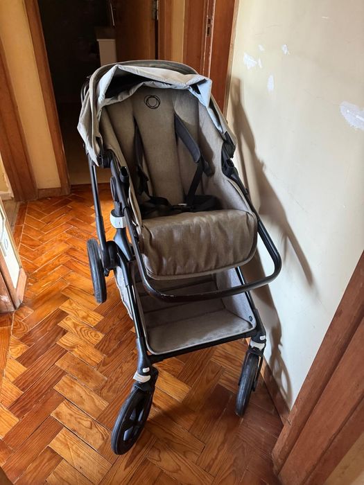 Carrinho de bebe usado bem estimado
