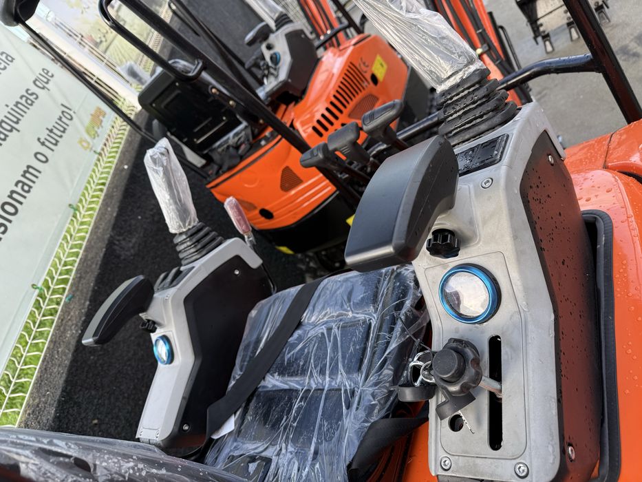 Mini giratoria 1500kg a diesel