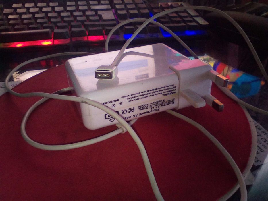 Блок зарядки ноут Apple A 1172 85wat 46А