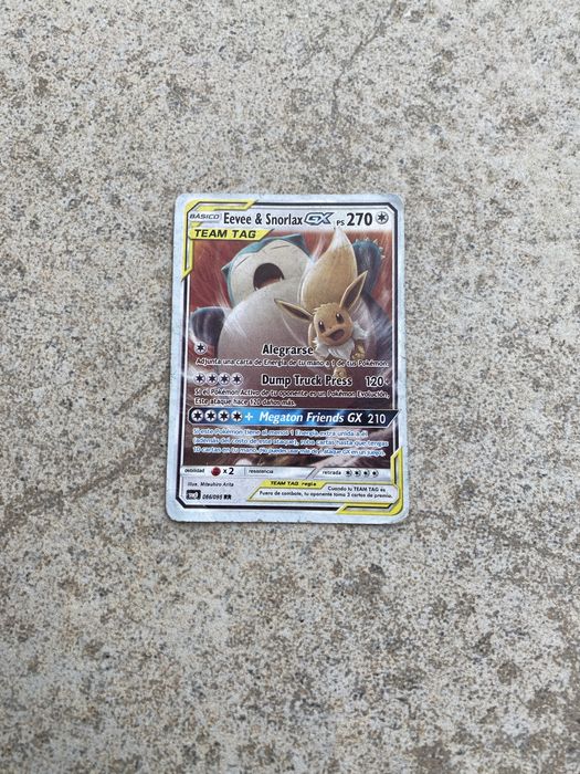 carta pokemon -evee & snorlax GX