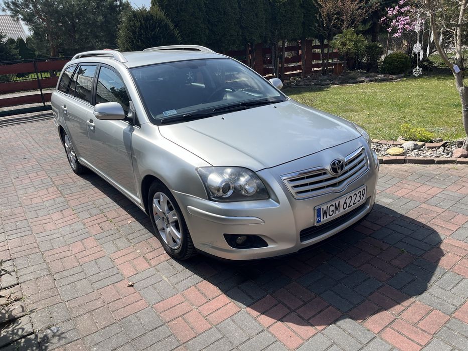 Toyota Avensis zadbana