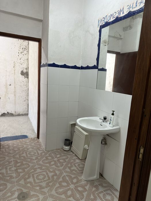 Arrenda-se Estabelecimento Comercial