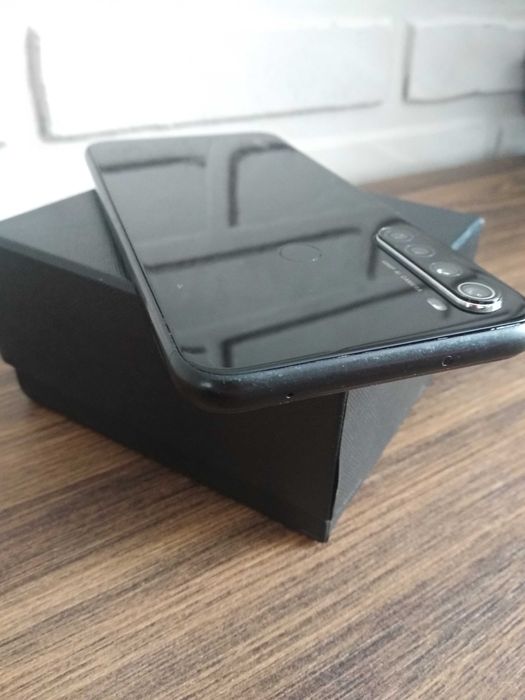 Xiaomi Redmi Note 8 4+1/64 GB Space Black