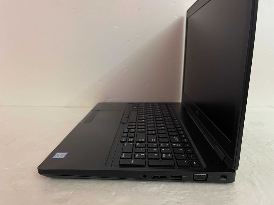 Игровой DELL Precision 3520 / Core i7 7700HQ / 16 DDR4/ Видео GDDR5 + ЗСУ Подарки!!