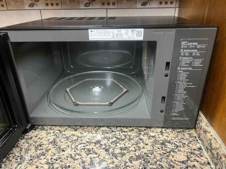 Microondas LG ainda com garantia