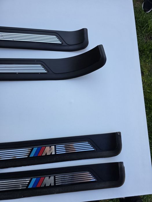Listwy listwa nakładki progowe progowa BMW E39 M-Pakiet osłony dekory