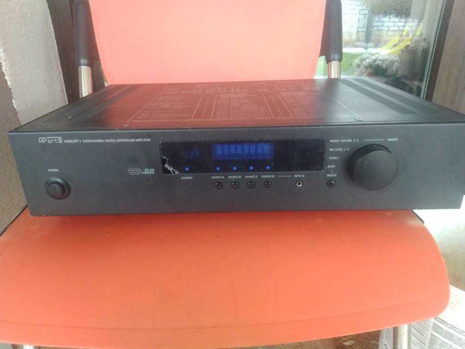 Підсилювач в ідеальному стані!