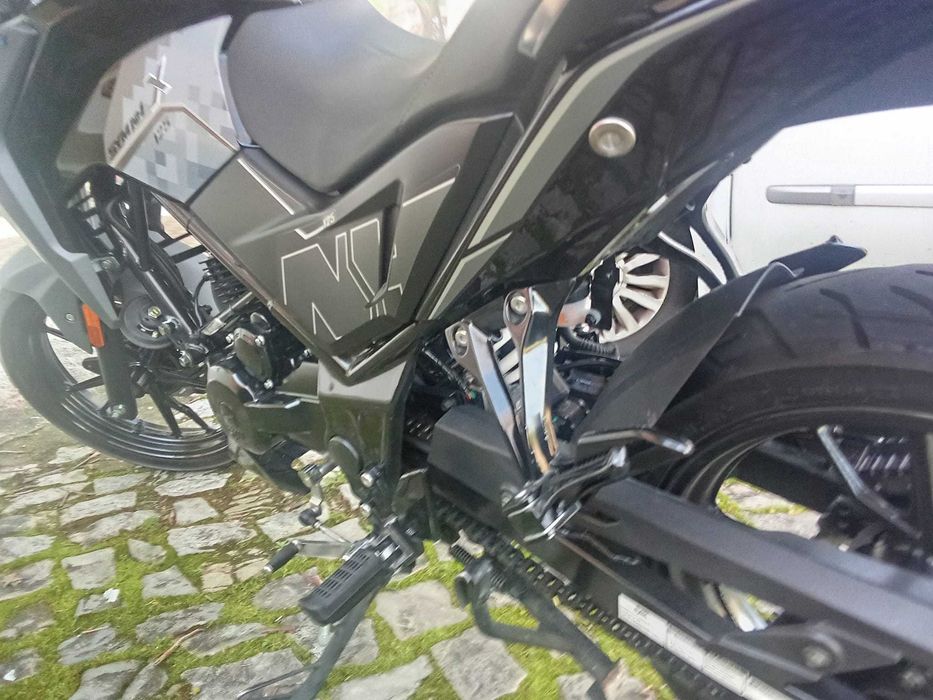 Mota sym 125cc como nova.