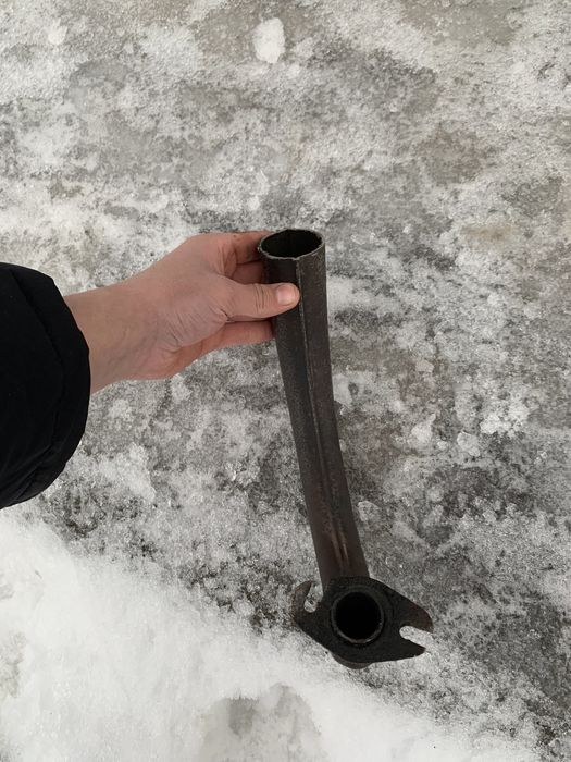 Продам резонатр саксофон Leovince TT