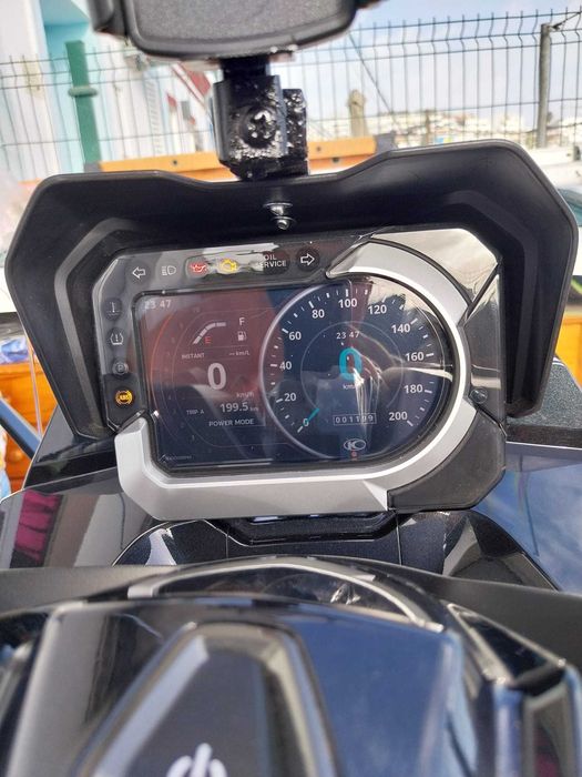 Kymco CV3 550cc Preto + Capacete