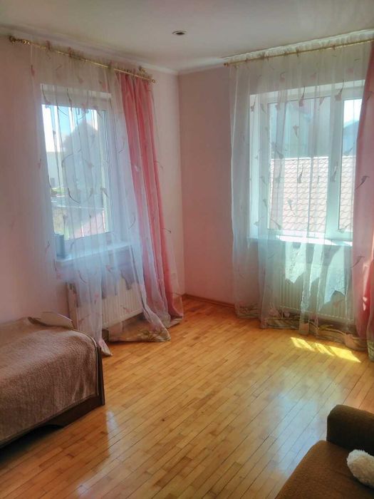 Продам будинок на 10 сотках