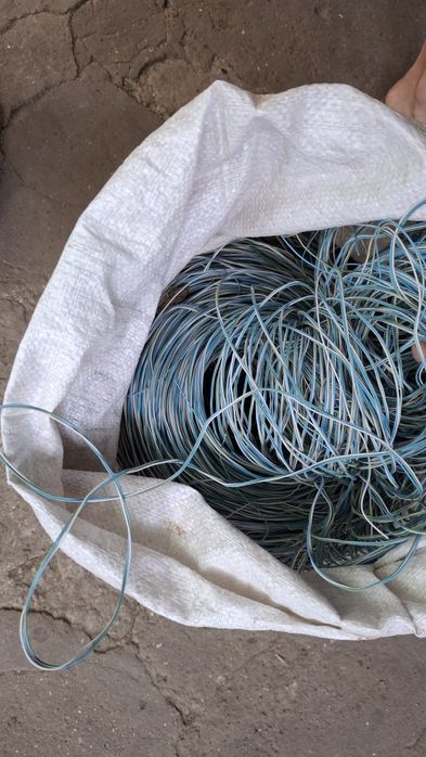 Провод медный,  одножильный , диаметр 0,5 мм