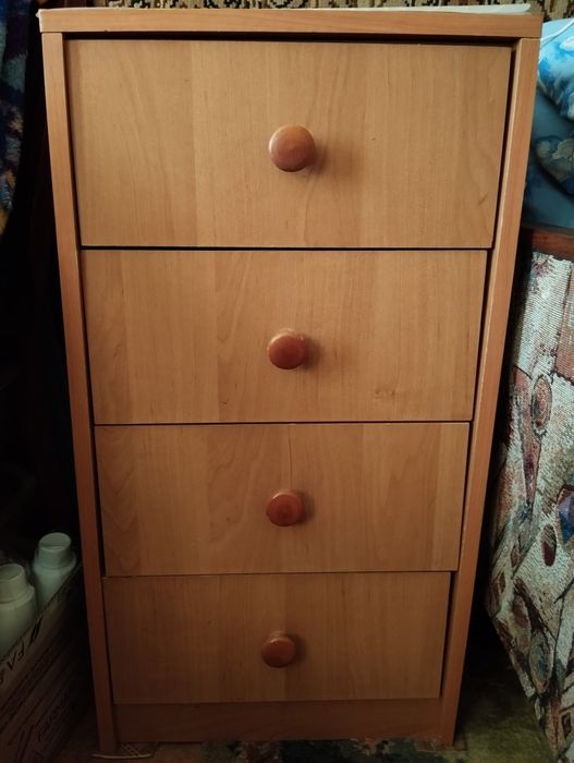 Продам угловой компьютерный стол б/у