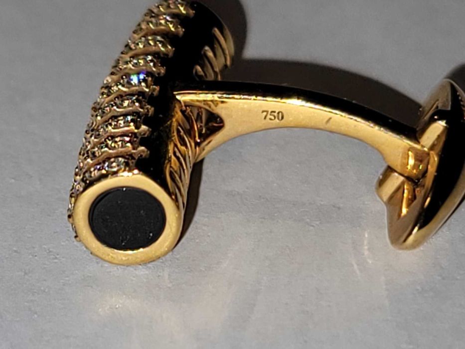 Запонки Harry Winston exclusive.