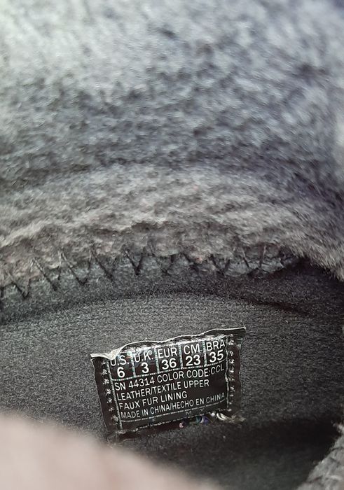 Botas de senhora da Skechers.