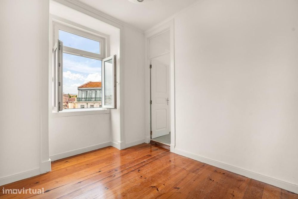 Apartamento T3 + 1, Castelo, Lisboa