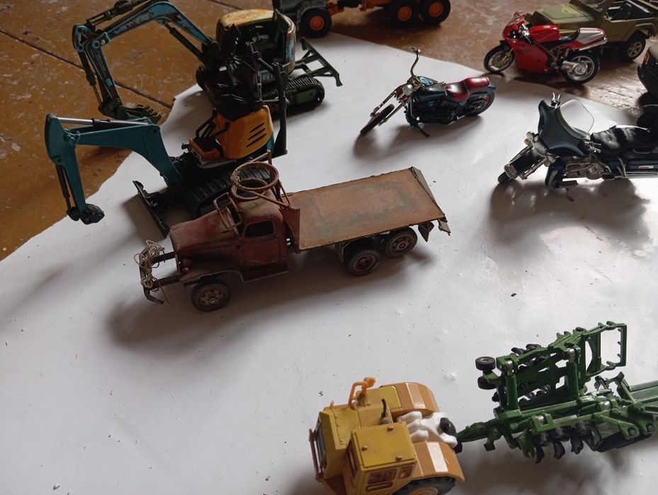 Zabawki złom siku welly matchbox burago