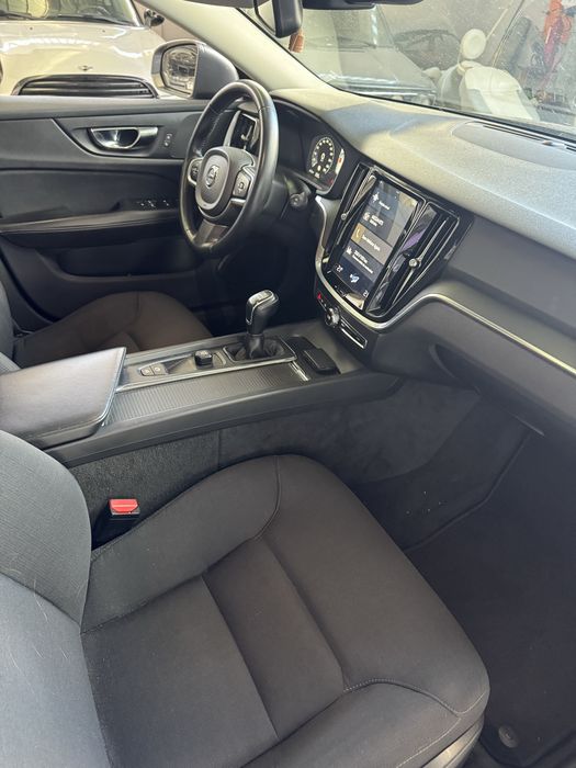 Volvo v60 2.0 D3 Momentum