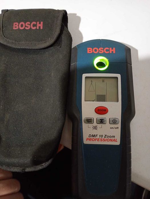 Детектор прихованої проводки BOSCH
