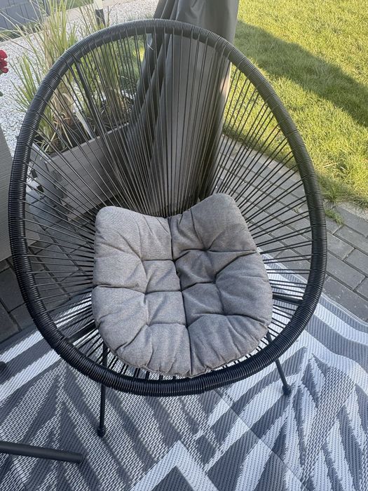 Ogrodowy zestaw z poduszkami