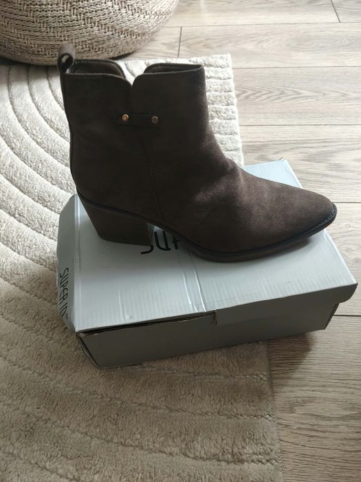 Buty zamszowe nowe