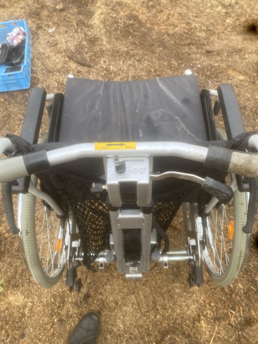 Wózek inwalidzki elektryczny