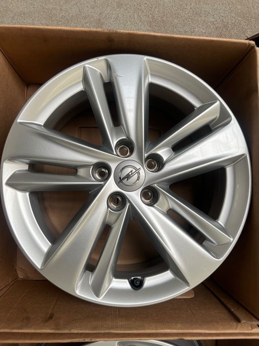 Felgi aluminiowe Opel 5x108 17” et 42 Demo