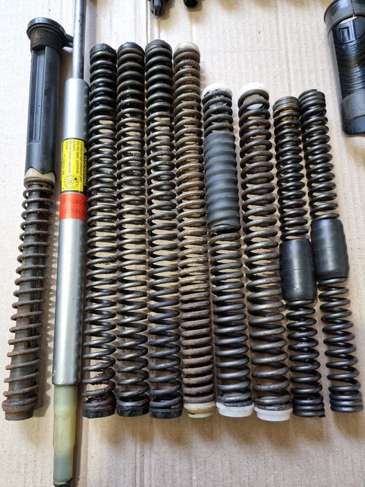 Пружина, топ кеп,еластометр Sr Suntour, RST