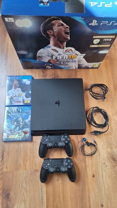 Konsola PlayStation4