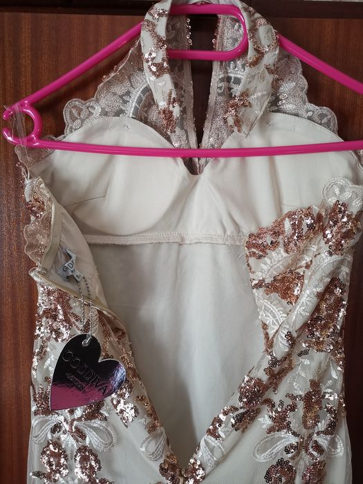 Vestido novo com etiqueta