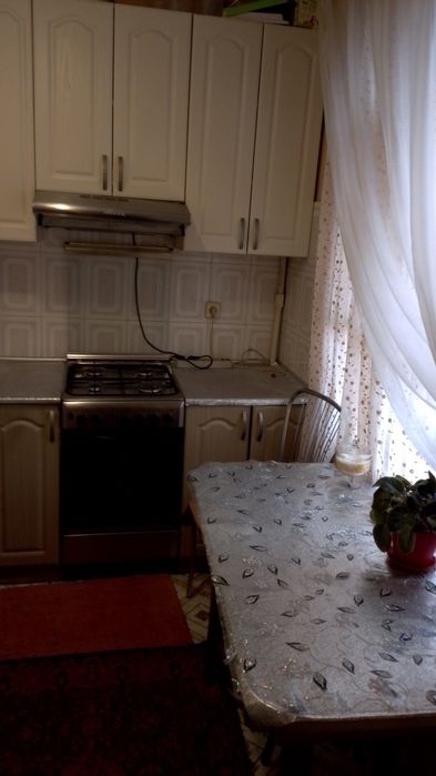 Сдам подобово 1 кімнатну квартиру.